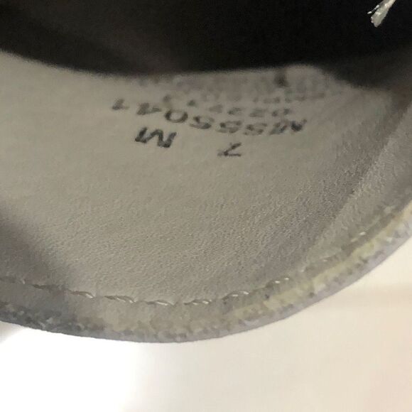 Munro American Women's Kimi Taupe Metallic Moccasin Gray Size 7M - Picture 4 of 5